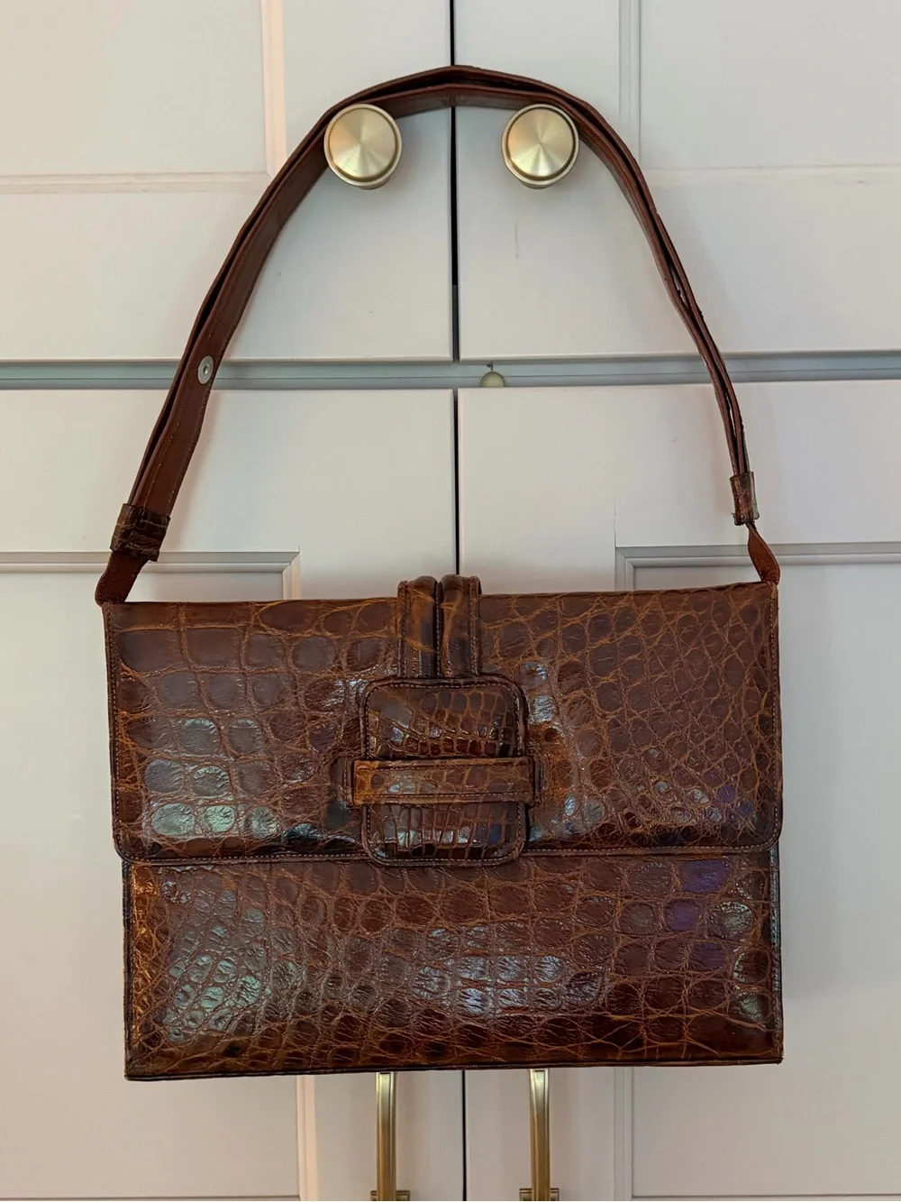 Vintage Croc-Embossed Brown Shoulder Bag